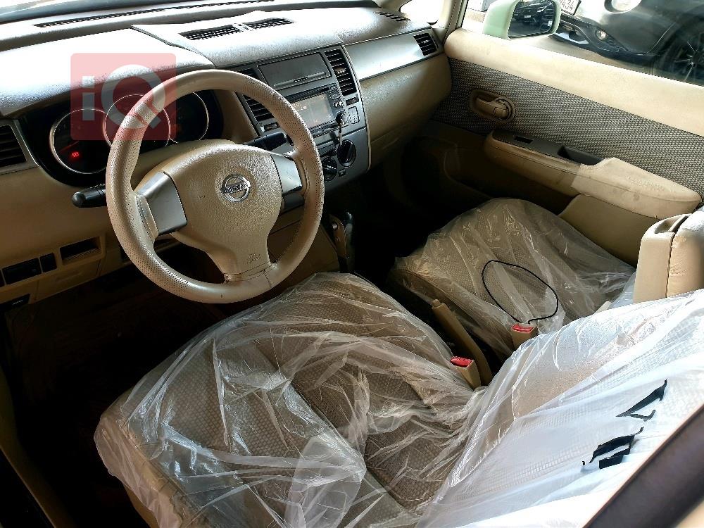 https://cdn.iqcars.io163d22a3-10f7-4395-a134-5701b64a7767_2.jpg